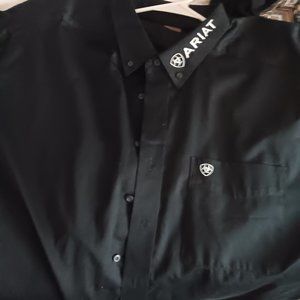 Men's XXL Ariat Black Shirt